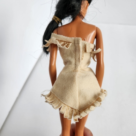 Mattel 1995 Disney Pocahontas Barbie Beauty Doll Dress Fringe 90s Vintage Parts - Picture 4 of 4